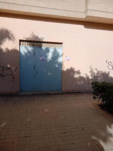 Local comercial en alquiler en Almería, Cortijo grande photo 0