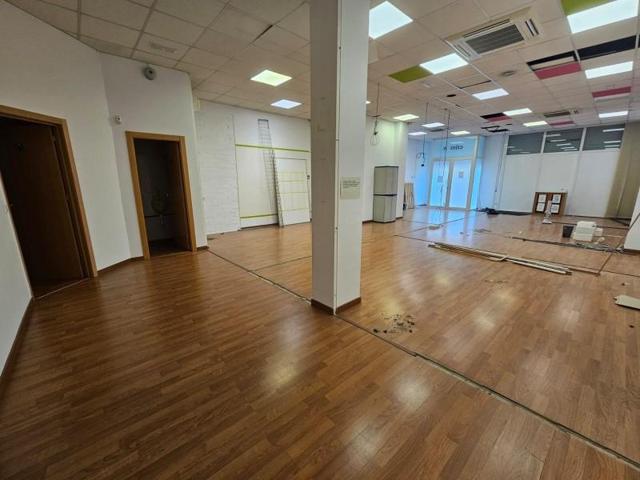 Local comercial en alquiler en Malgrat de Mar, Pabellon municipal germans margall photo 0