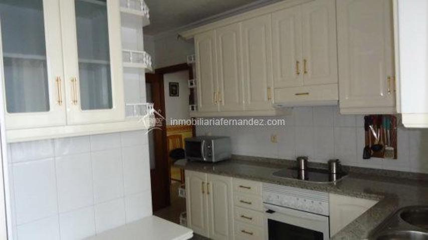 Piso en alquiler en Cáceres, Castellanos photo 0