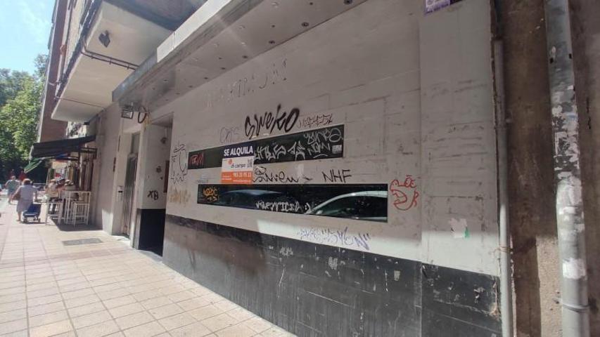 Local comercial en alquiler en Valladolid, Paseo Zorrilla photo 0