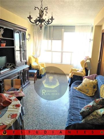 Piso en alquiler en Granada, Zaidin photo 0