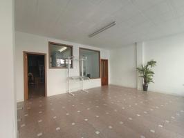 Local comercial en alquiler en Vilagarcía de Arousa, Centro photo 0