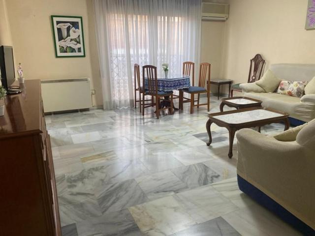 Piso en alquiler en Granada, Granada photo 0