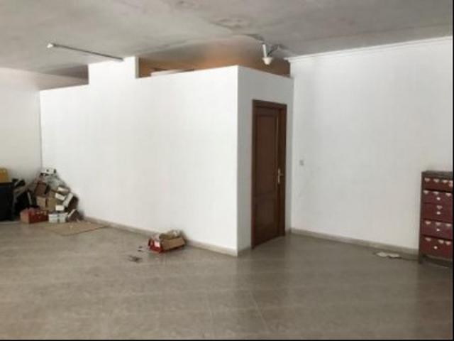 Local comercial en alquiler en Gondomar, Morgadanes photo 0