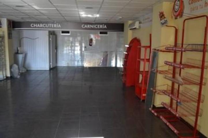 Local comercial en alquiler en Plasencia, Centro photo 0