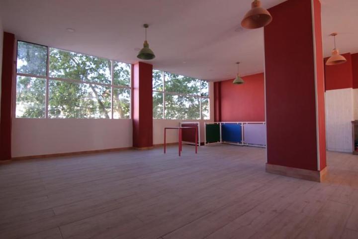 Local comercial en alquiler en Pamplona, San Juan photo 0