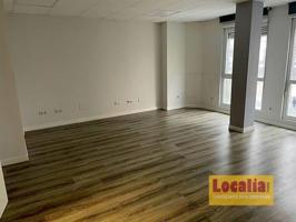 Oficina en alquiler en Torrelavega photo 0