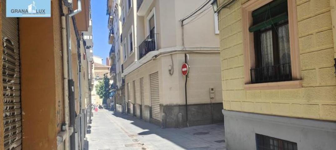 Piso en alquiler en Granada, Centro photo 0