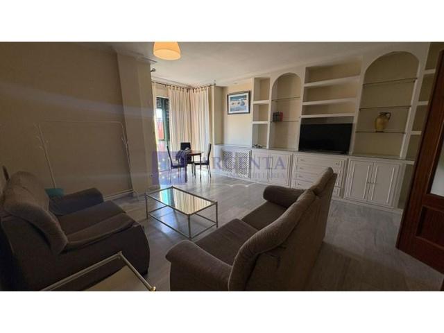 Piso en alquiler en Cáceres photo 0