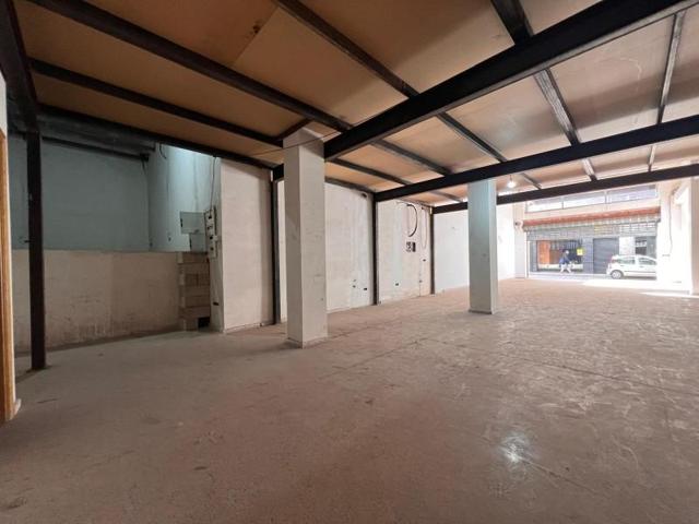 Local comercial en alquiler en Elda, Gran avenida photo 0