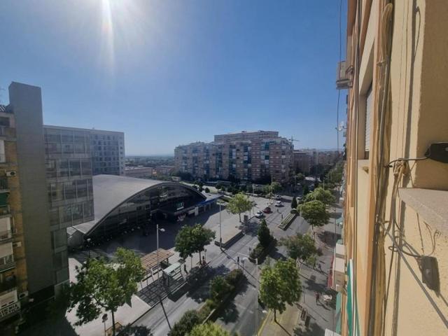 Piso en alquiler en Granada, Arabial photo 0