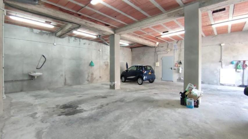 Local comercial en alquiler en Rubí, Rubi photo 0