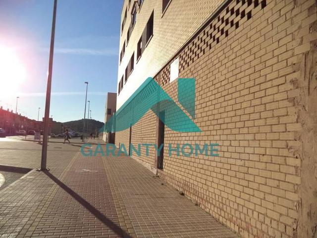 Local comercial en alquiler en Cáceres, MONTESOL photo 0