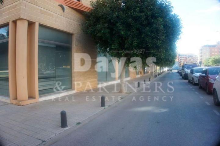 Local comercial en alquiler en Orihuela, Orihuela photo 0