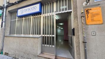 Local comercial en alquiler en A Coruña, A Coruña photo 0