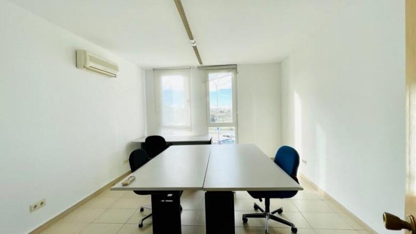 Local comercial en alquiler en Mallorca, Son Roca photo 0