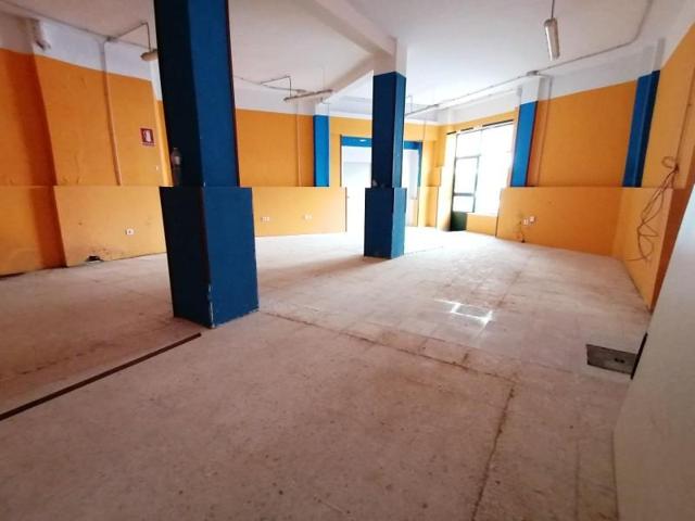 Local comercial en alquiler en Cáceres, Centro photo 0