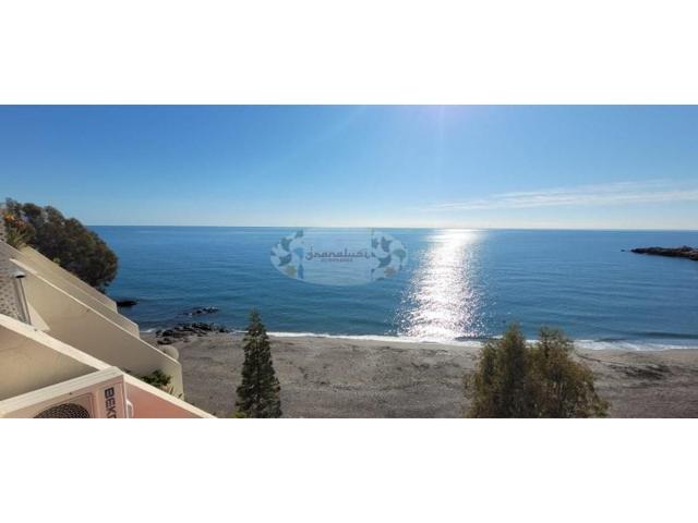 Apartamento en alquiler en Almuñécar photo 0