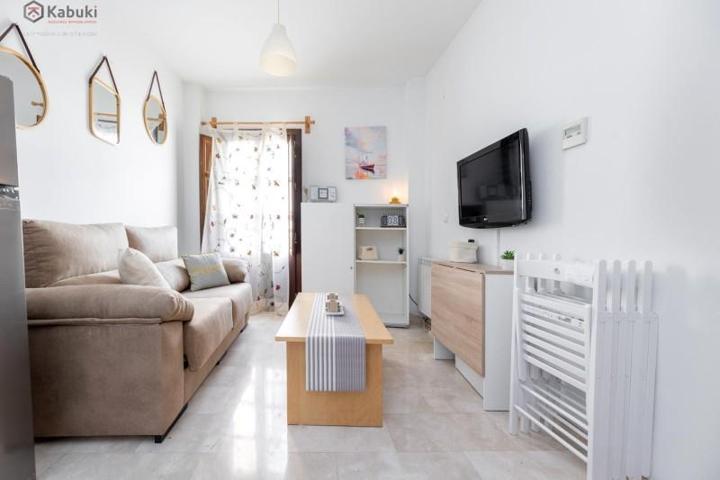 Piso en alquiler en Granada, Constitucion photo 0