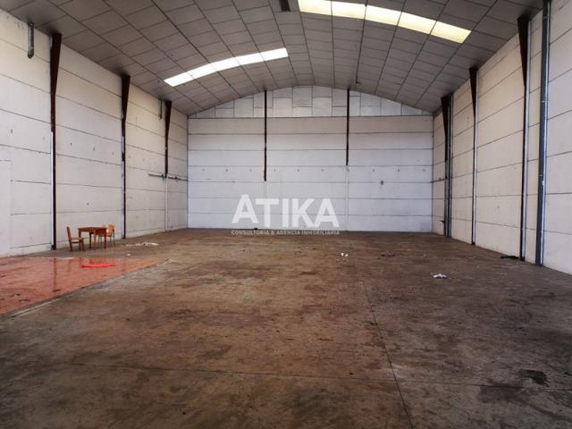Nave industrial en alquiler en Ontinyent, Pol. Pla photo 0