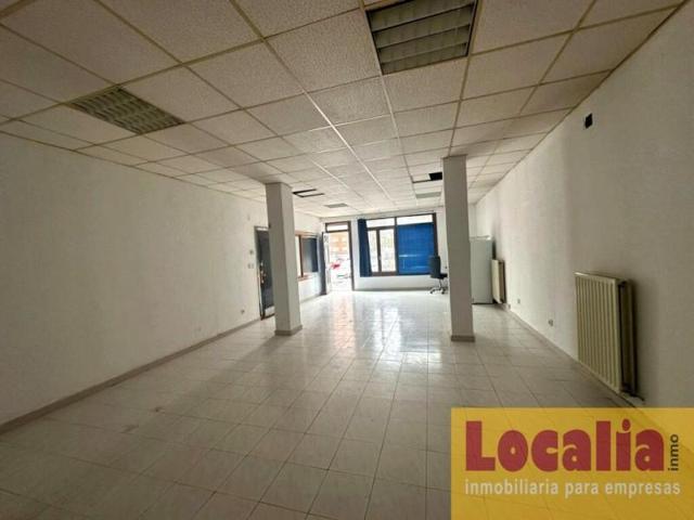 Local comercial en alquiler en Laredo photo 0