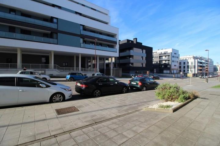 Local comercial en alquiler en Gijón, Gijón photo 0