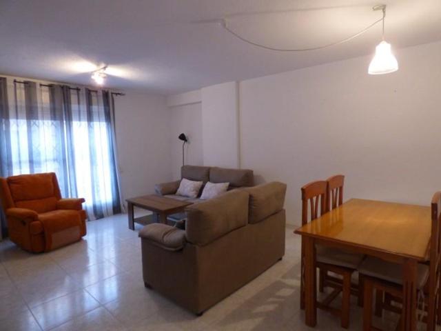 Piso en alquiler en Almería, Artes de arcos photo 0