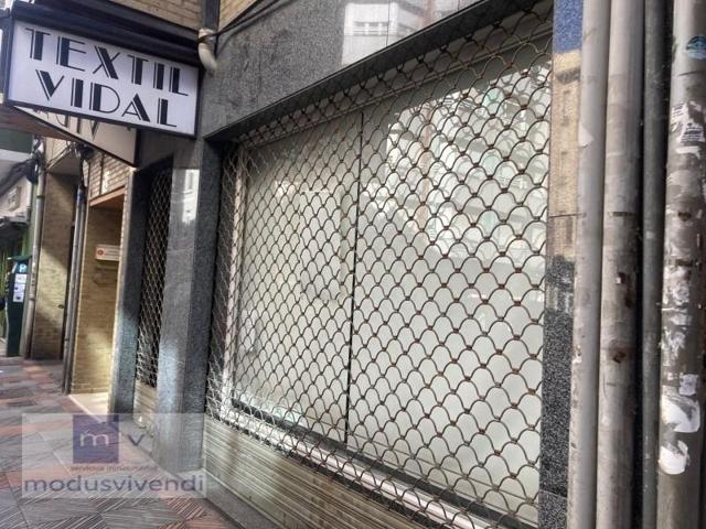 Local comercial en alquiler en León photo 0