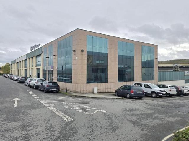 Local comercial en alquiler en A Coruña, La Grela-Bens-Meicende photo 0