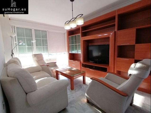 Piso en venta en Badajoz, Valdepasillas photo 0