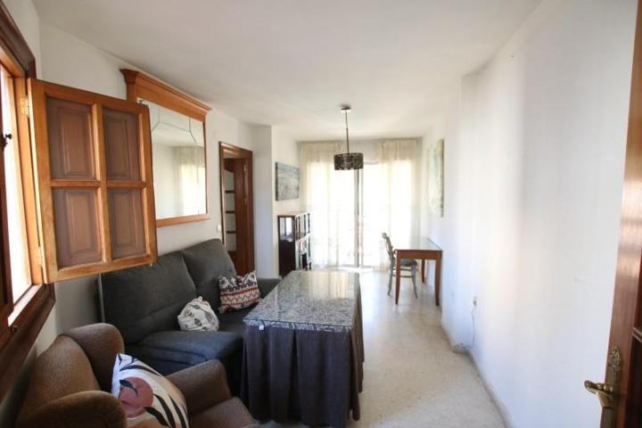 Piso en alquiler en Granada, Alminares photo 0