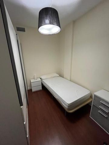 Piso en alquiler en Zubia, Centro photo 0