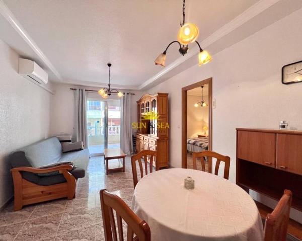 Apartamento en alquiler en Torrevieja, Torrevieja photo 0