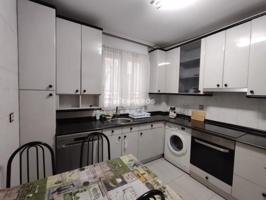 Piso en alquiler en Logroño, Ayuntamiento photo 0