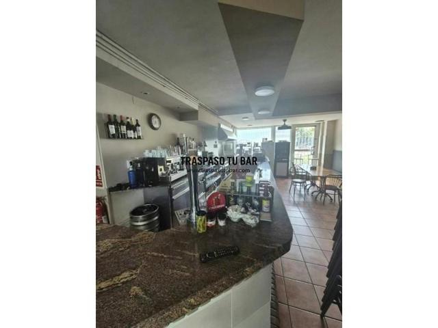 Local comercial en alquiler en Sant Adrià de Besòs photo 0