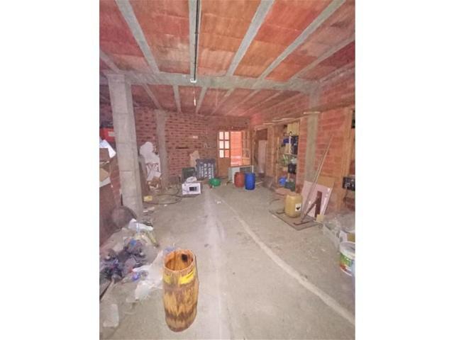 Local comercial en alquiler en Ayllón photo 0