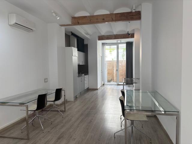 Local comercial en alquiler en Valencia, Carrer de Dénia, 46006 photo 0