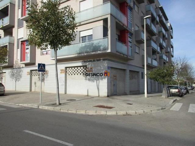 Local comercial en alquiler en Xàtiva, El palassiet photo 0