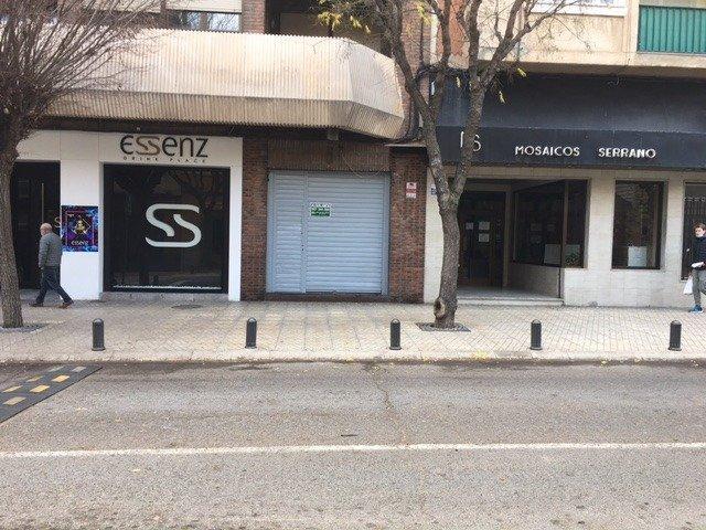 Local comercial en alquiler en Almansa, Centro photo 0