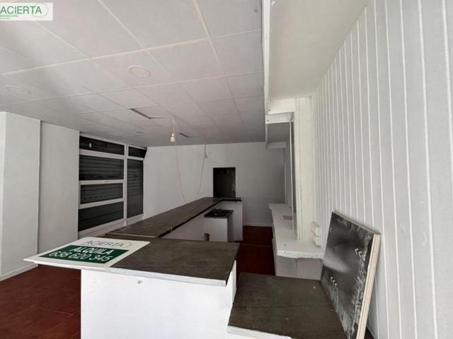 Local comercial en alquiler en Granada, Palacio de deportes photo 0