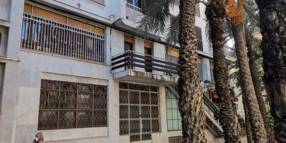 Oficina en alquiler en Elche, Centro photo 0