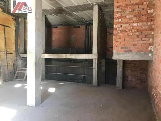 Local comercial en alquiler en Barbastro, Centro photo 0