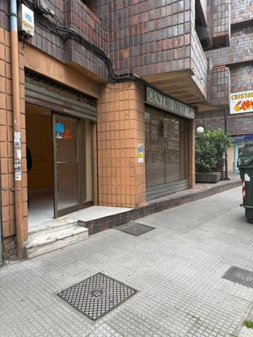 Local comercial en alquiler en León, El Ejido- Sta. Ana photo 0