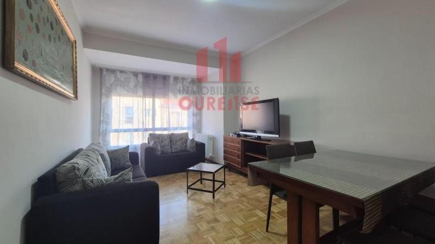 Piso en alquiler en Ourense, Carballeira photo 0