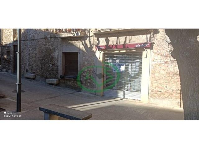 Local comercial en alquiler en Lladó photo 0