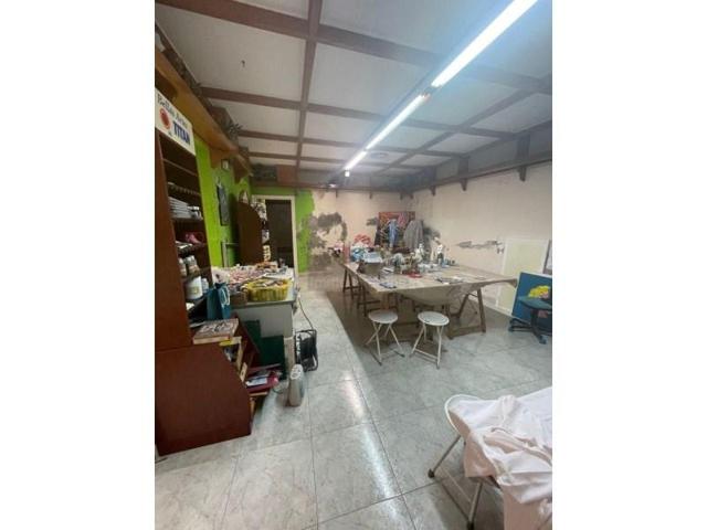 Local comercial en alquiler en Lleida photo 0