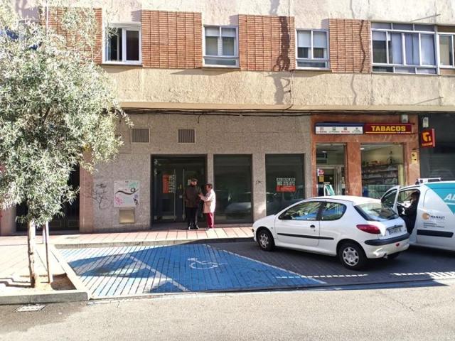 Local comercial en alquiler en Valladolid, San Pablo photo 0