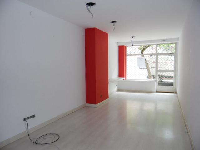 Local comercial en alquiler en Pamplona, Iturrama photo 0