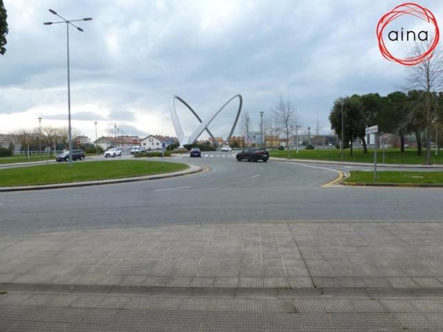 Oficina en alquiler en Zizur Mayor-Zizur Nagusia, Entrada a la urbanización photo 0