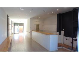 Local comercial en alquiler en Vilafranca del Penedès photo 0